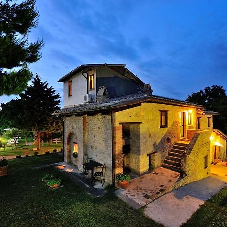 Girasole - Agriturismo Fogliani Giano dell'Umbria Exterior photo