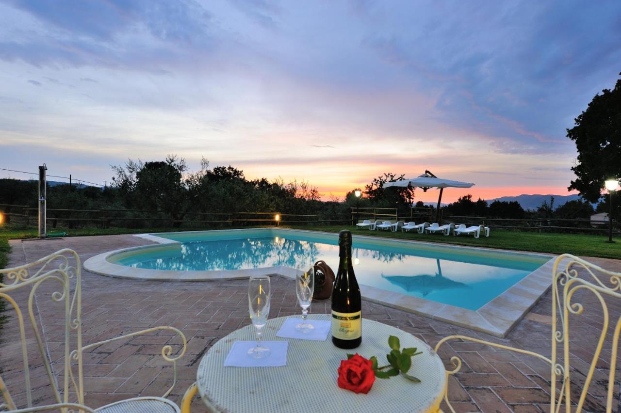 Girasole - Agriturismo Fogliani Giano dell'Umbria Exterior photo