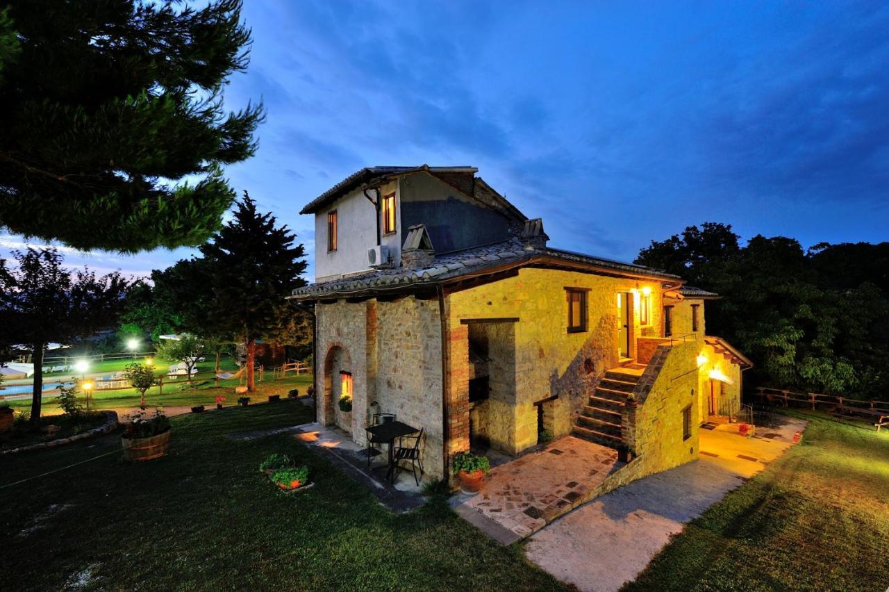 Girasole - Agriturismo Fogliani Giano dell'Umbria Exterior photo